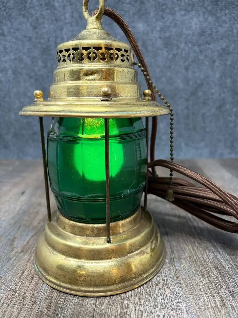 Vintage Brass Nautical Maritime green Lantern Ship Electric Lamp Works Tested